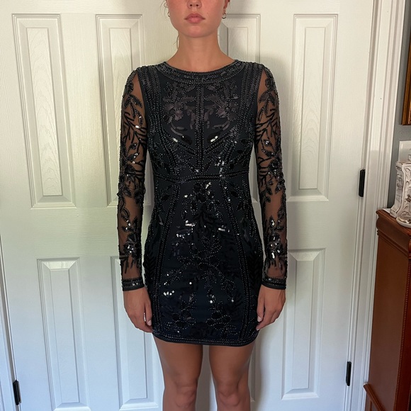 GB semi formal dress - Picture 2 of 8